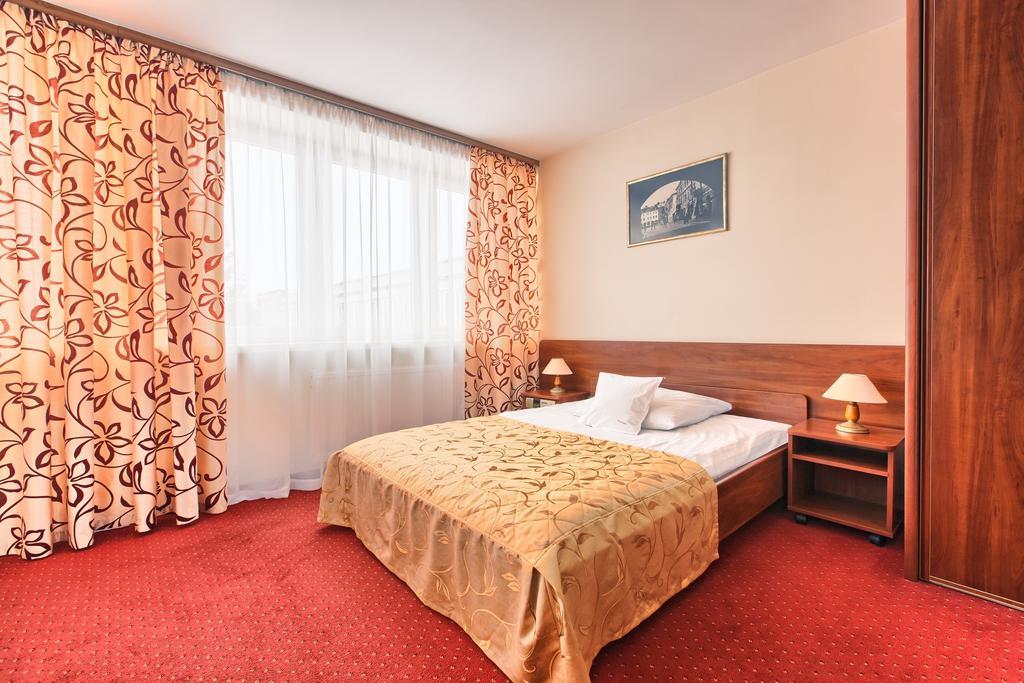 Hotel Renesans Zamość Værelse billede